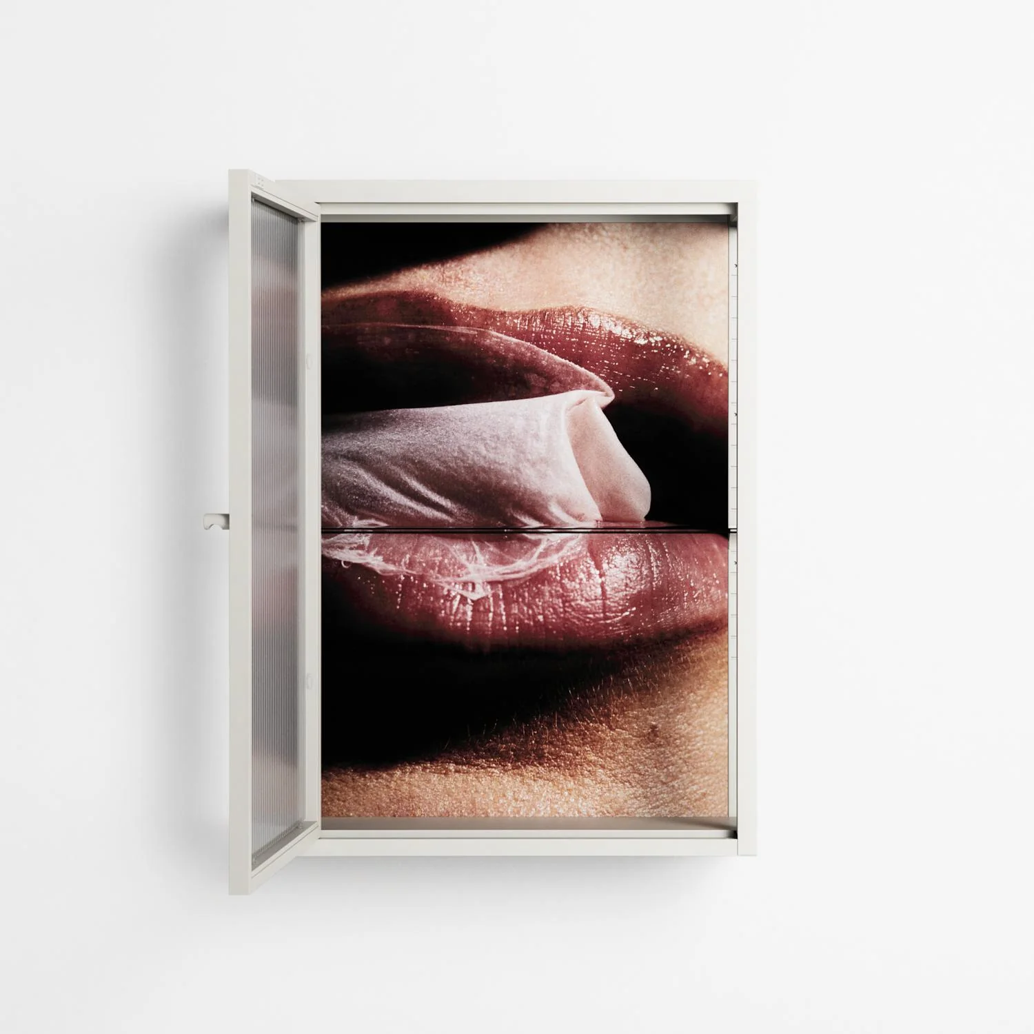 Blow - Wall Cabinet - Nadia Ryder - Chalk - Reeded glass - Image 3