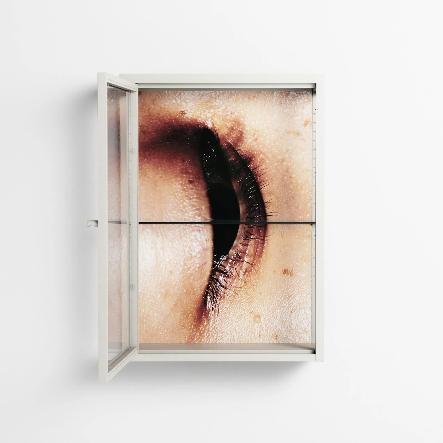 Glow - Wall Cabinet - Nadia Ryder - Chalk - Clear glass - Image 3