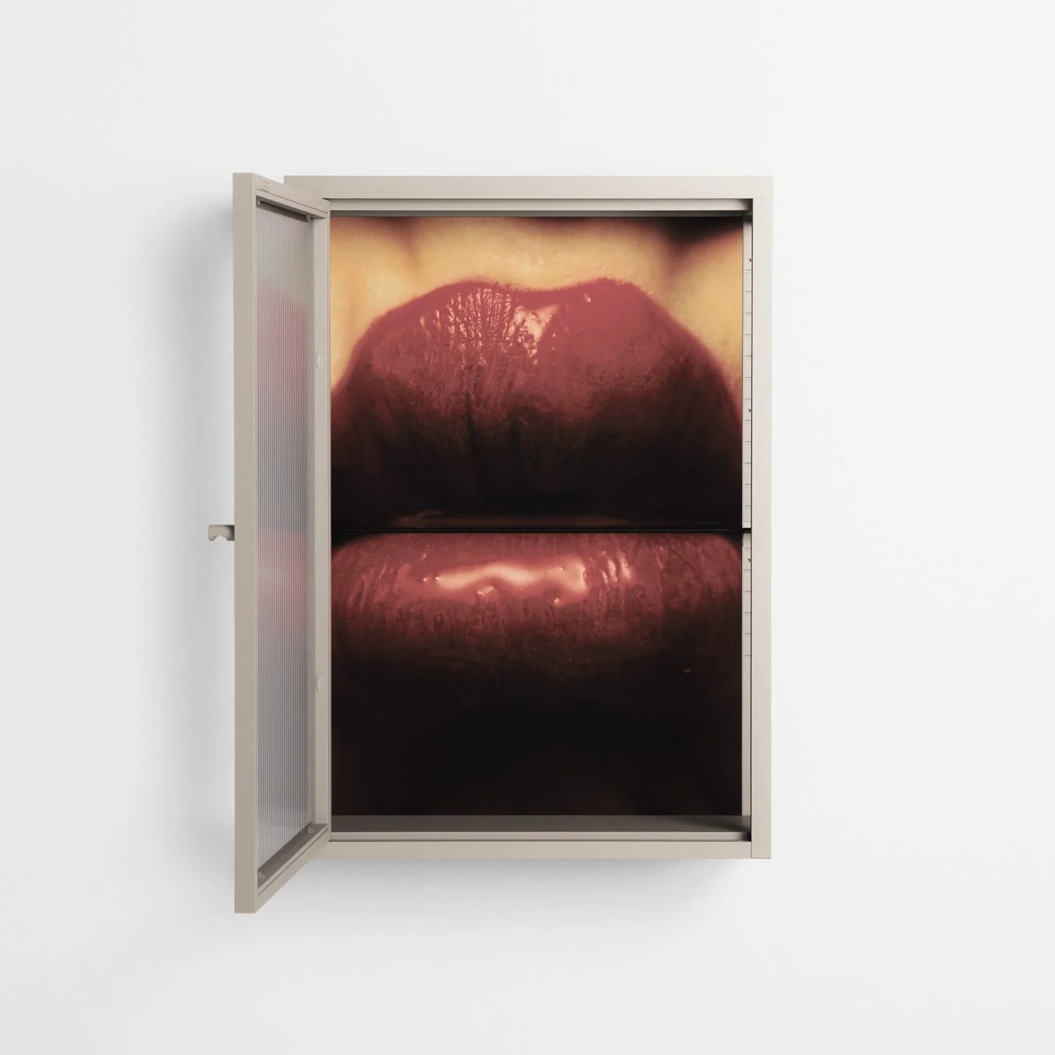 Red - Wall Cabinet - Nadia Ryder - Pebble - Reeded glass - Image 3