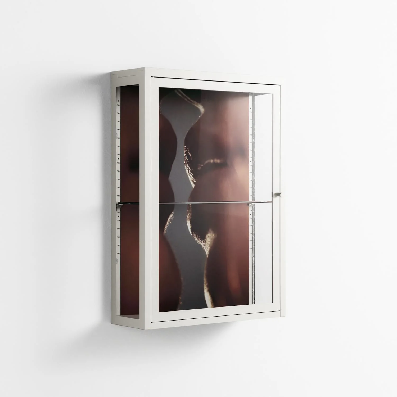 The Art Of Kissing 2 - Wall Cabinet - Nadia Ryder - Chalk - Clear glass - Image 4
