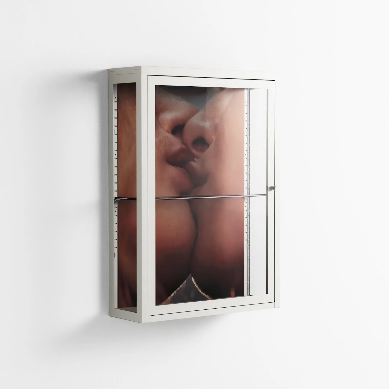 The Art Of Kissing - Wall Cabinet - Nadia Ryder - Chalk - Clear glass - Image 4