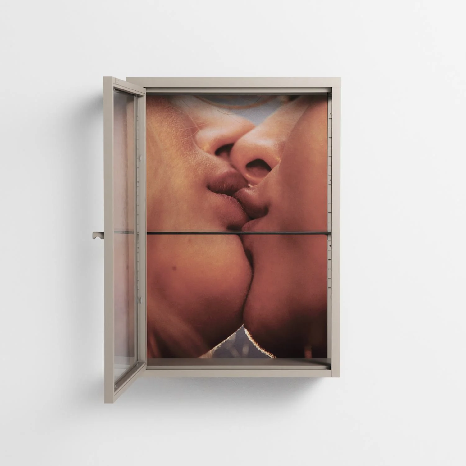 The Art Of Kissing - Wall Cabinet - Nadia Ryder - Pebble - Clear glass - Image 3