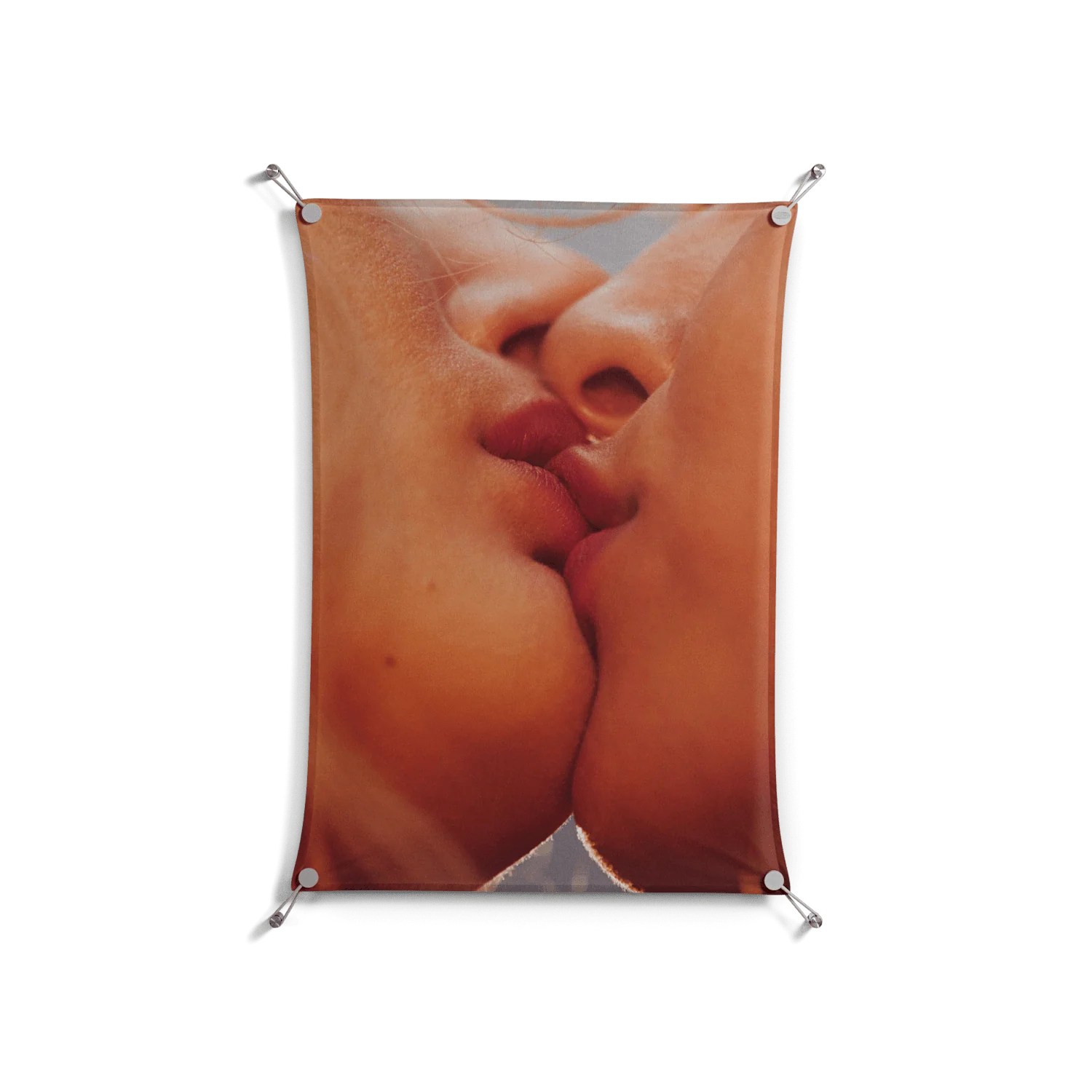The Art Of Kissing - Work On Wall - Nadia Ryder - Silver - 70 x 100 cm